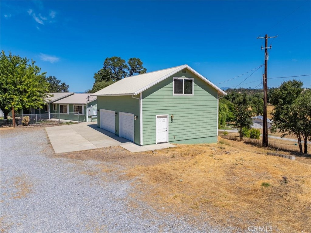 22132 Los Robles Way Property Photo 26