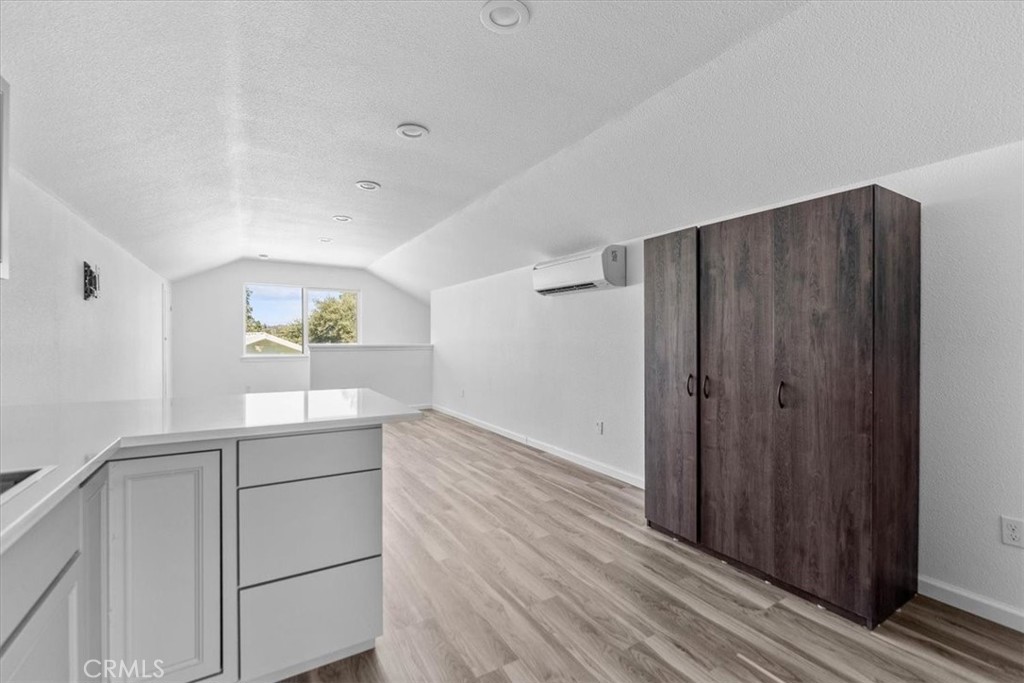 22132 Los Robles Way Property Photo 29