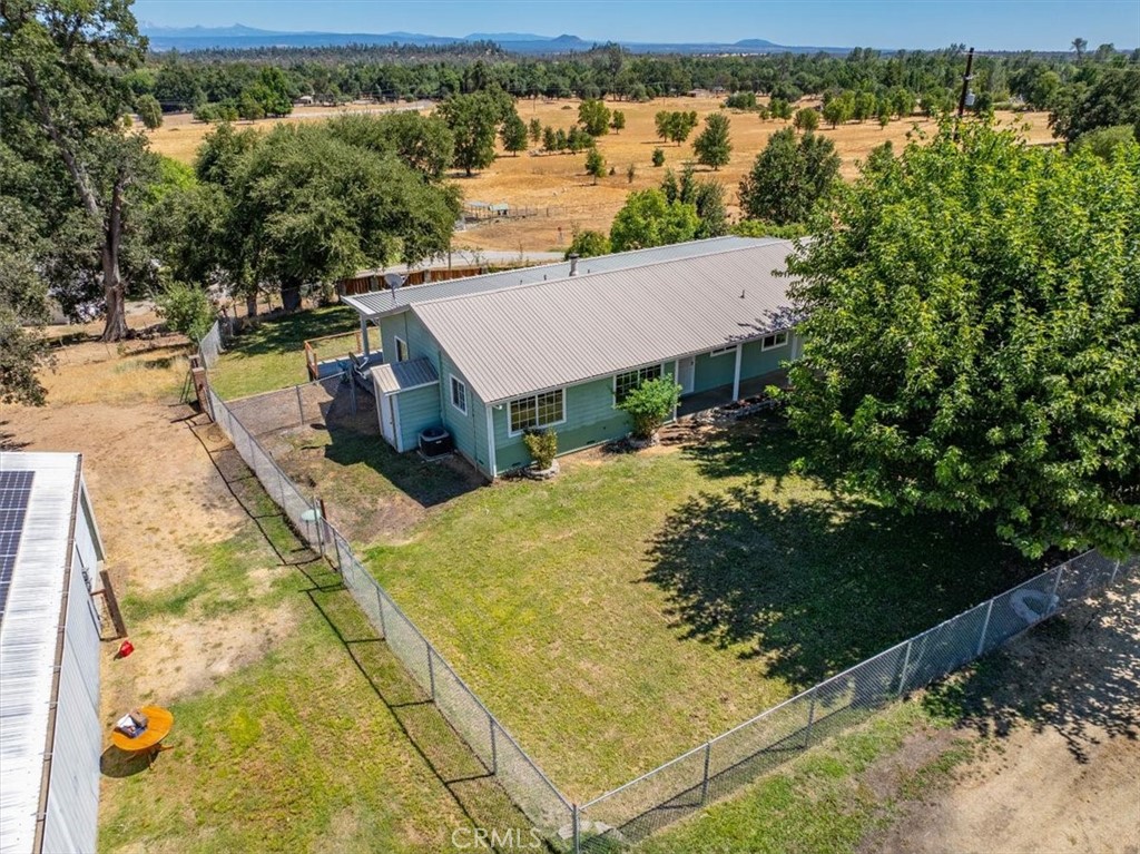 22132 Los Robles Way Property Photo 34