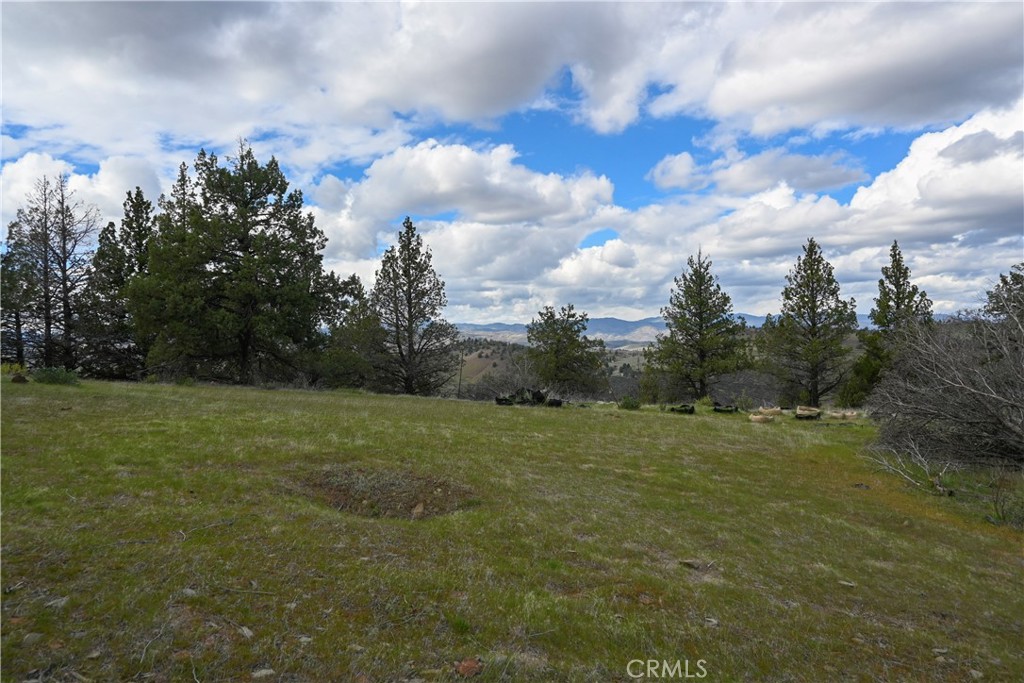 0 Unit 5 Lot 121 Raven Ct. Property Photo 3