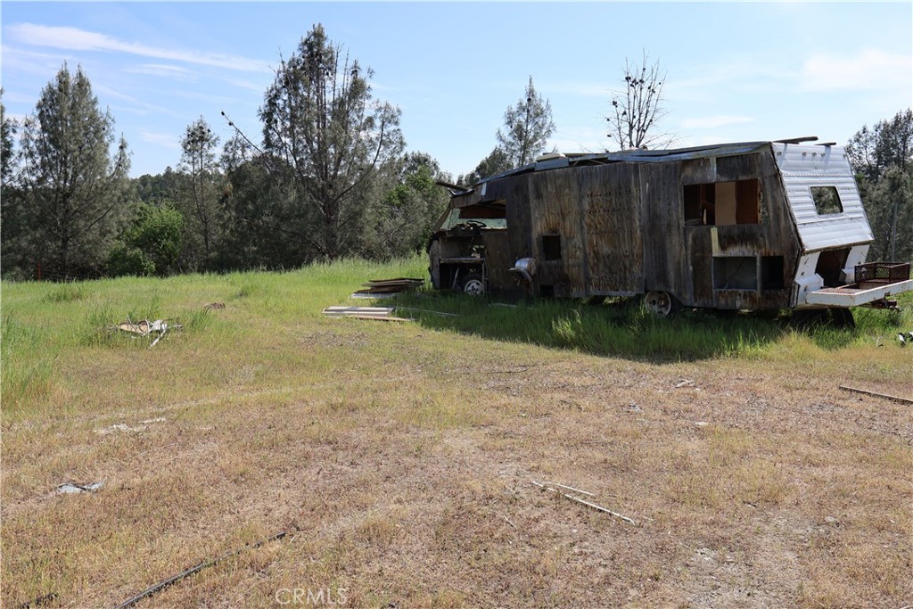 7325 Bluebird Rd. Property Photo 5
