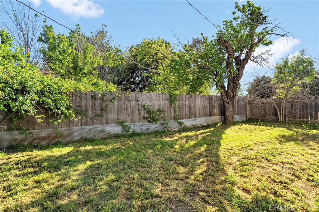 312 W Cedar Street Property Photo 19