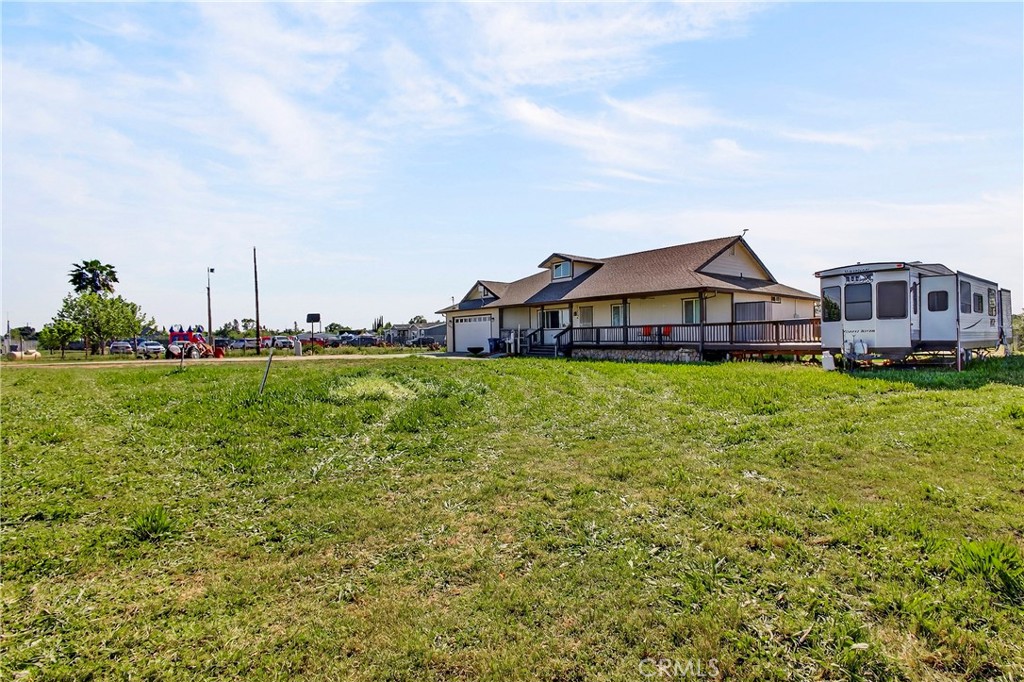10038 Ahart Property Photo 4