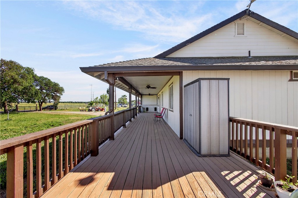 10038 Ahart Property Photo 6