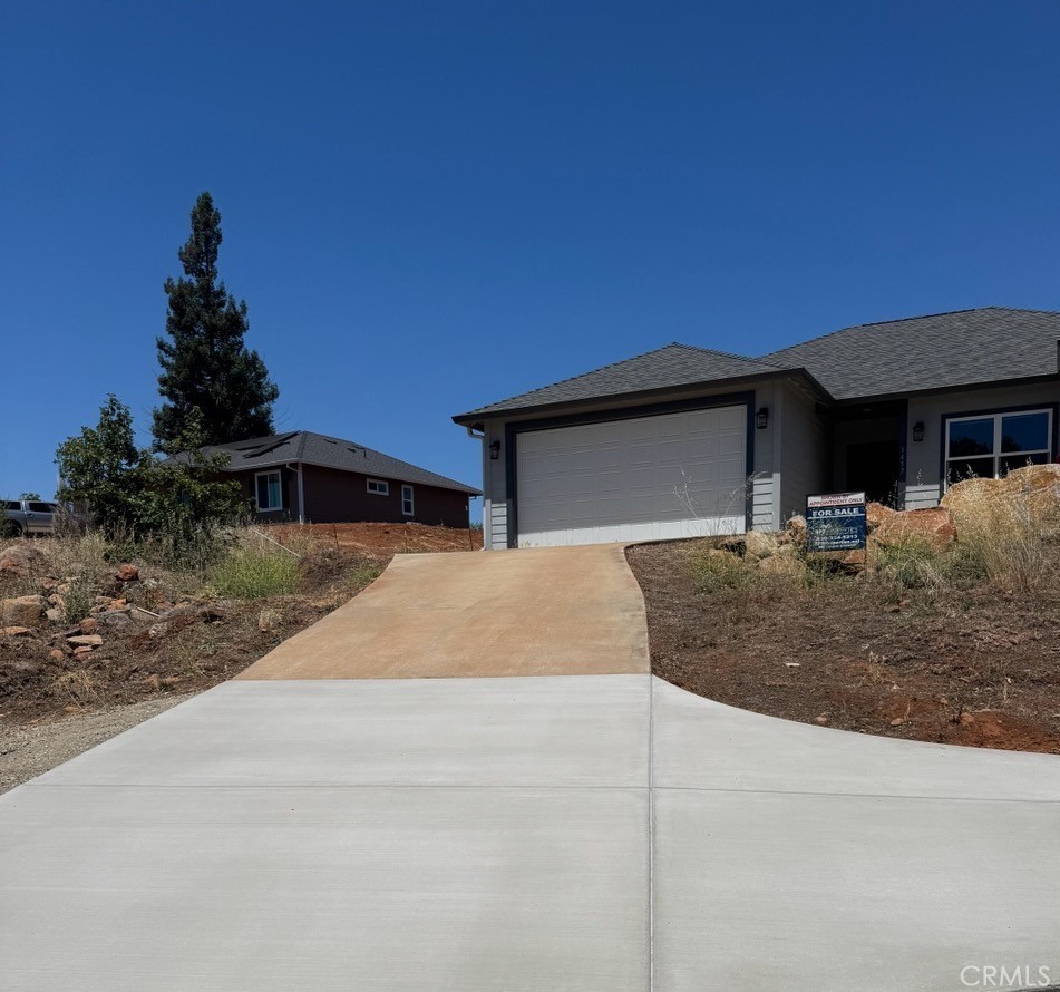 1457 Leafy Lane Property Photo 1