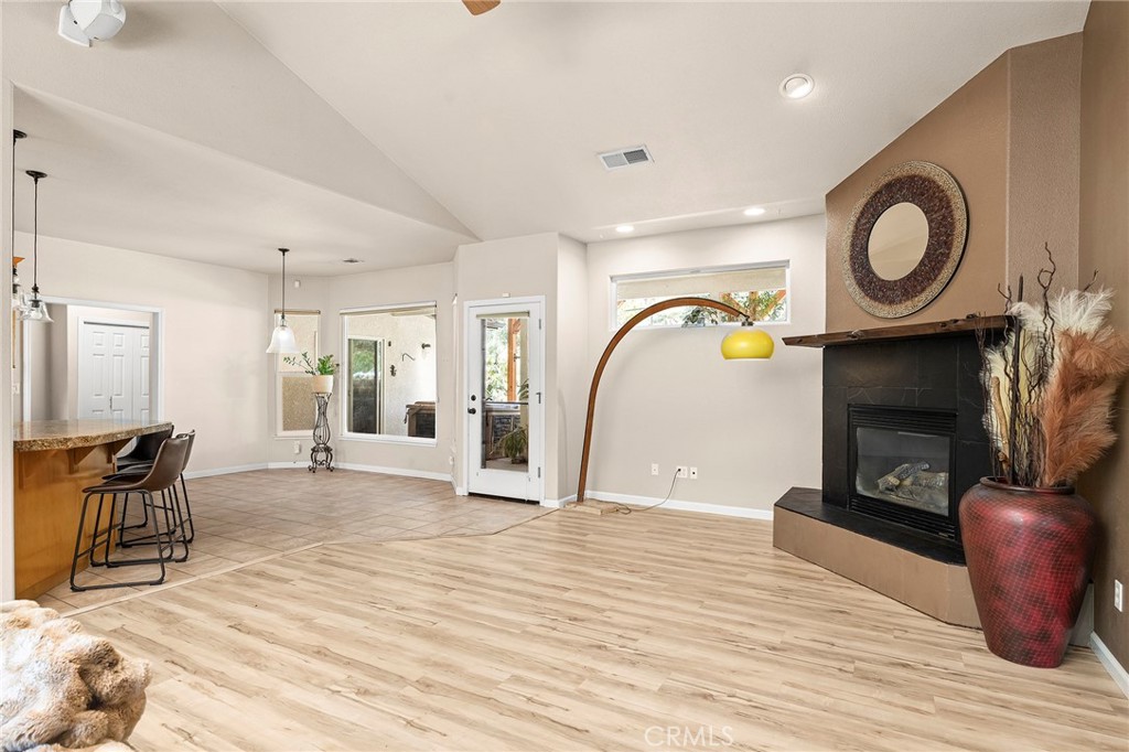 2262 Honey Run Road Property Photo 9