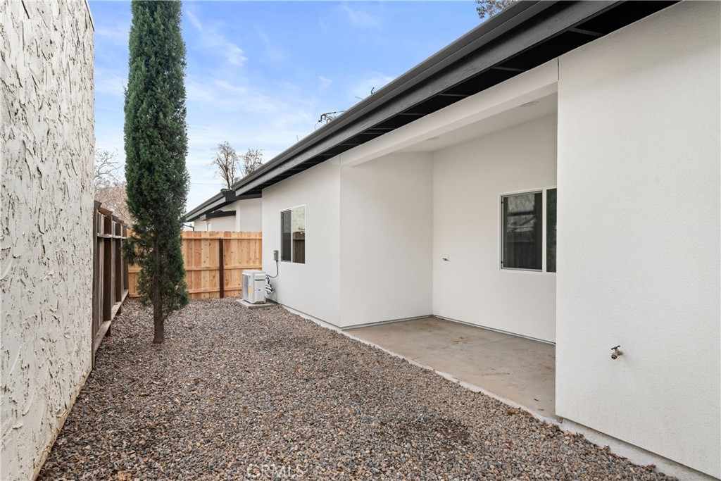 1122 W Sacramento Avenue Property Photo 19