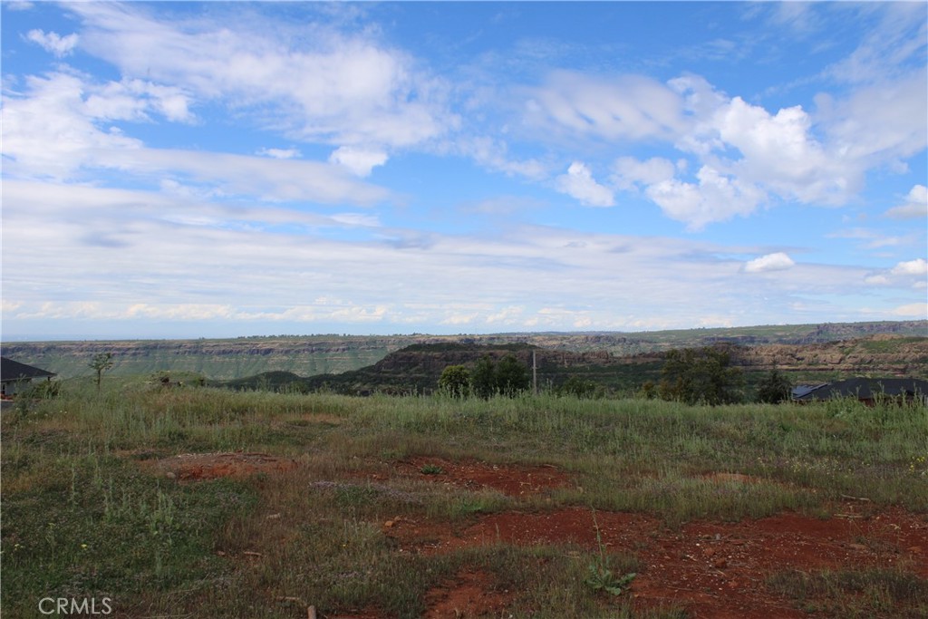 6096 Cliff Property Photo 2
