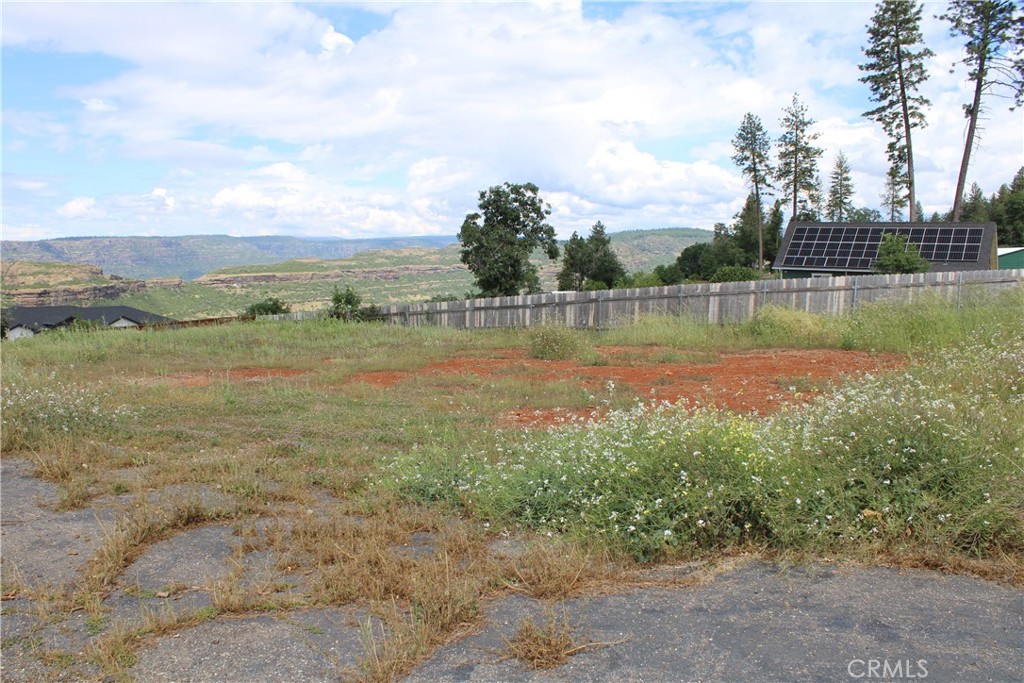 6096 Cliff Property Photo 8