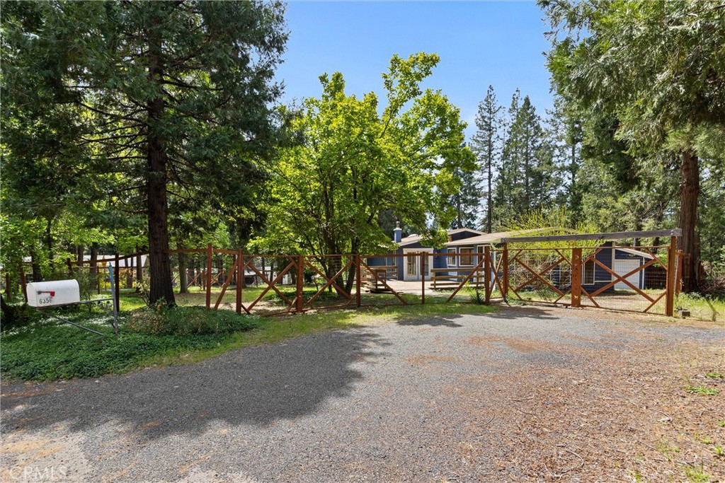 6356 Imperial Property Photo 2