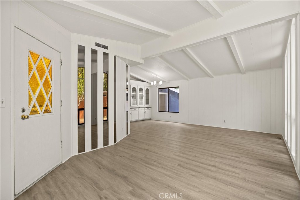 6356 Imperial Property Photo 6