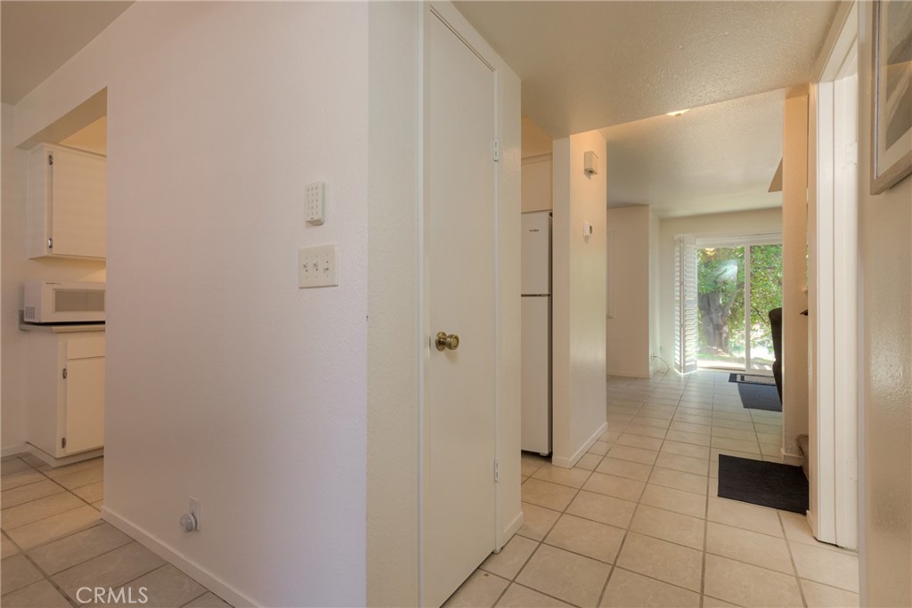 2883 Pennyroyal Dr Property Photo 4