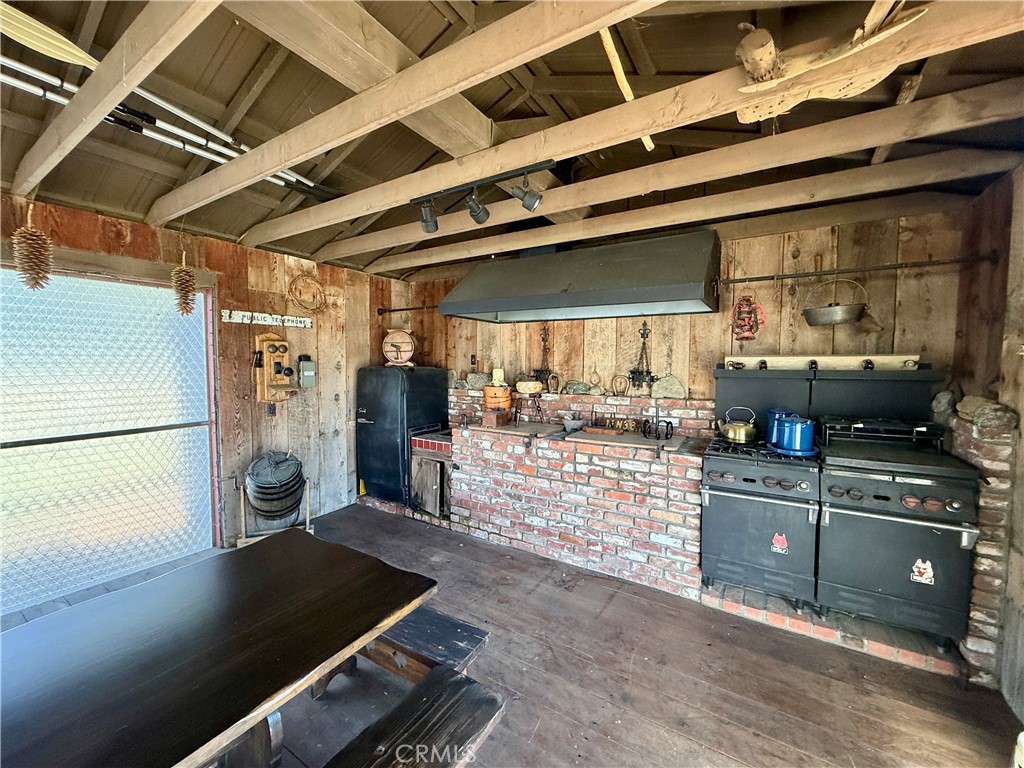 355 Main Street Property Photo 24