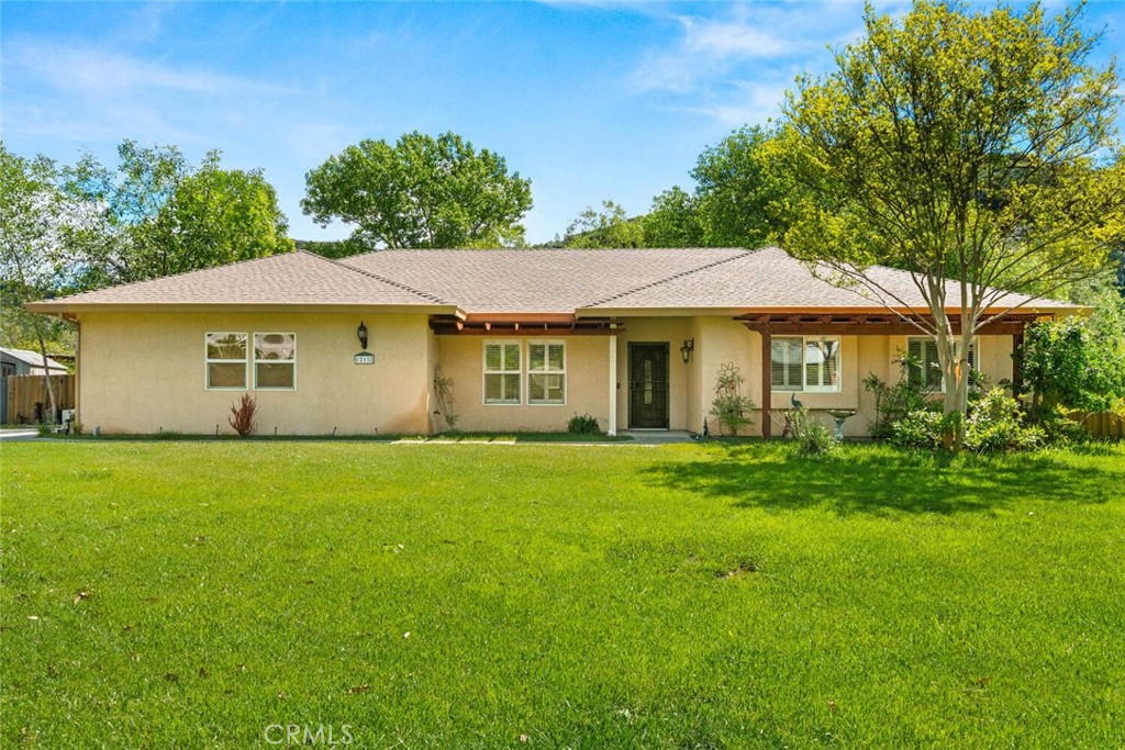 12138 Centerville Property Photo 2