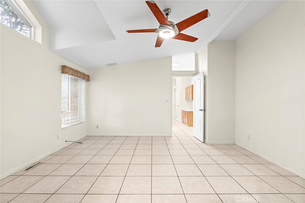 30 Rash Property Photo 31