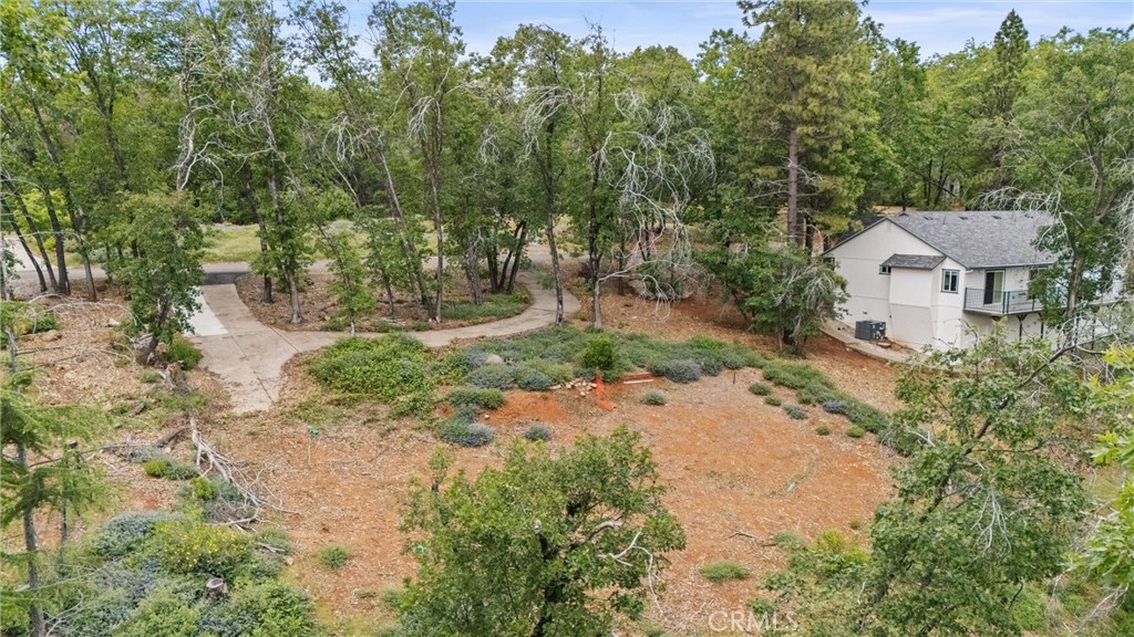 13434 Adrian Drive Property Photo 5