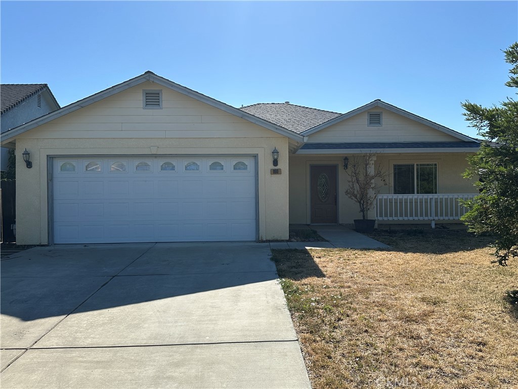 860 Applewood Property Photo 2