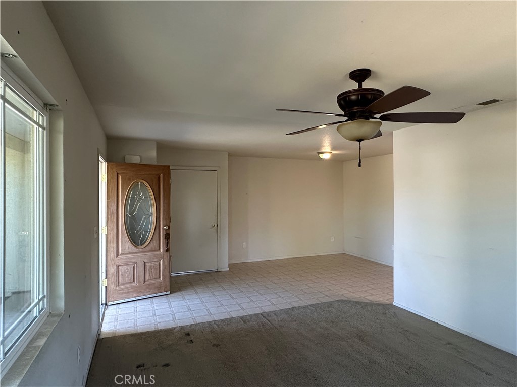 860 Applewood Property Photo 7