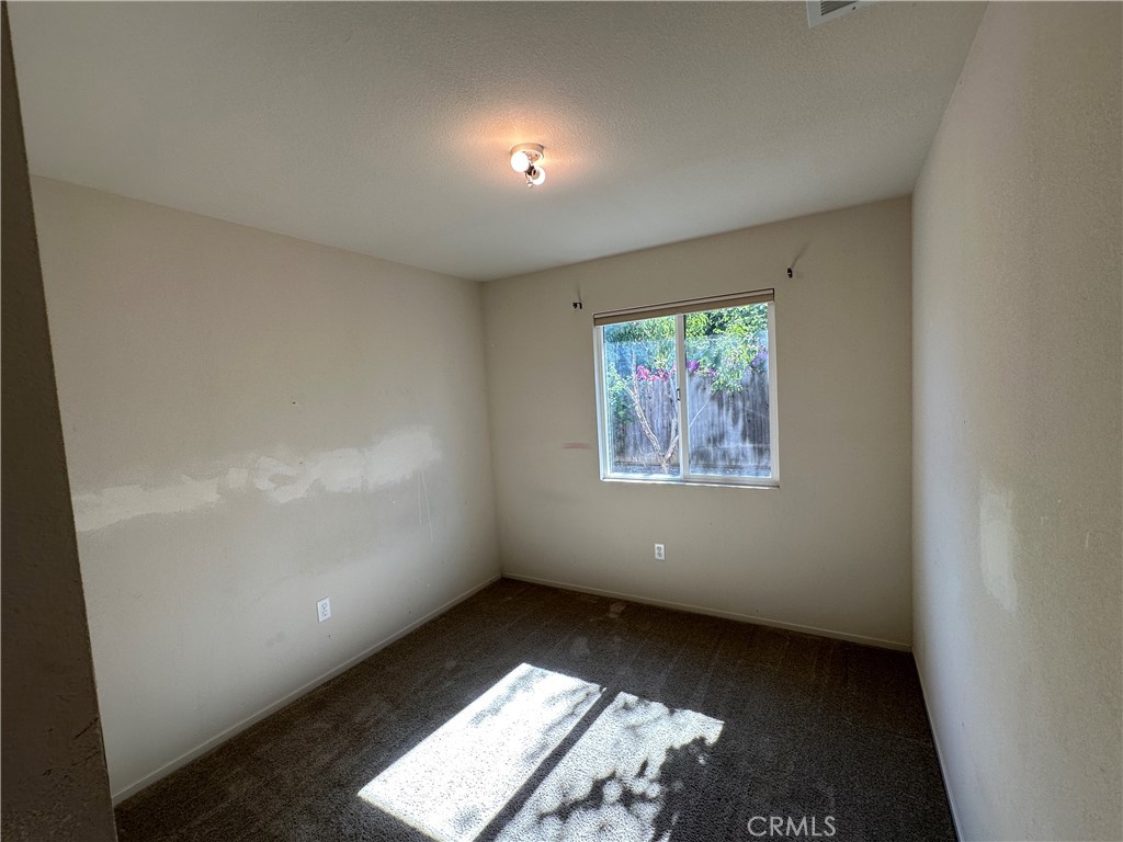860 Applewood Property Photo 21