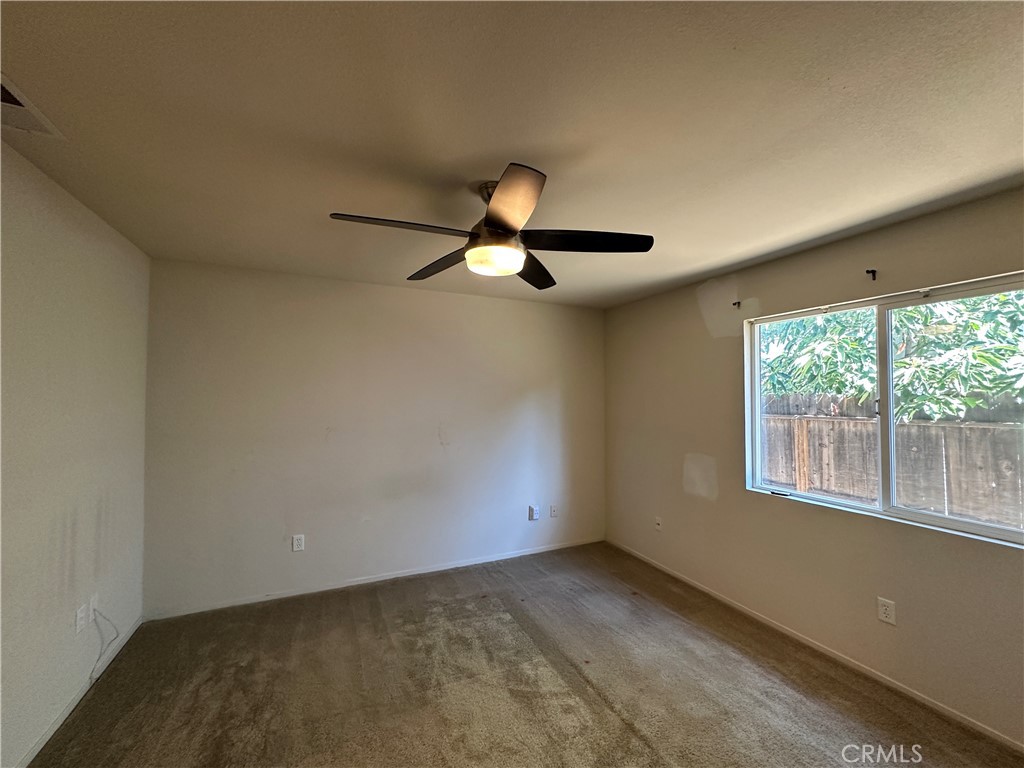860 Applewood Property Photo 26