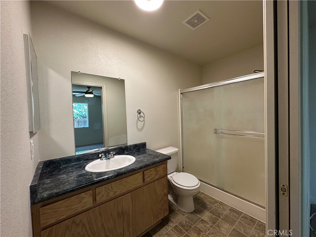 860 Applewood Property Photo 29