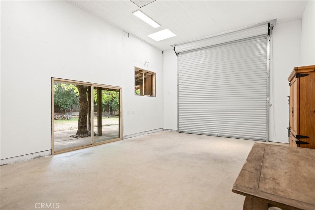200 Speedway Property Photo 5