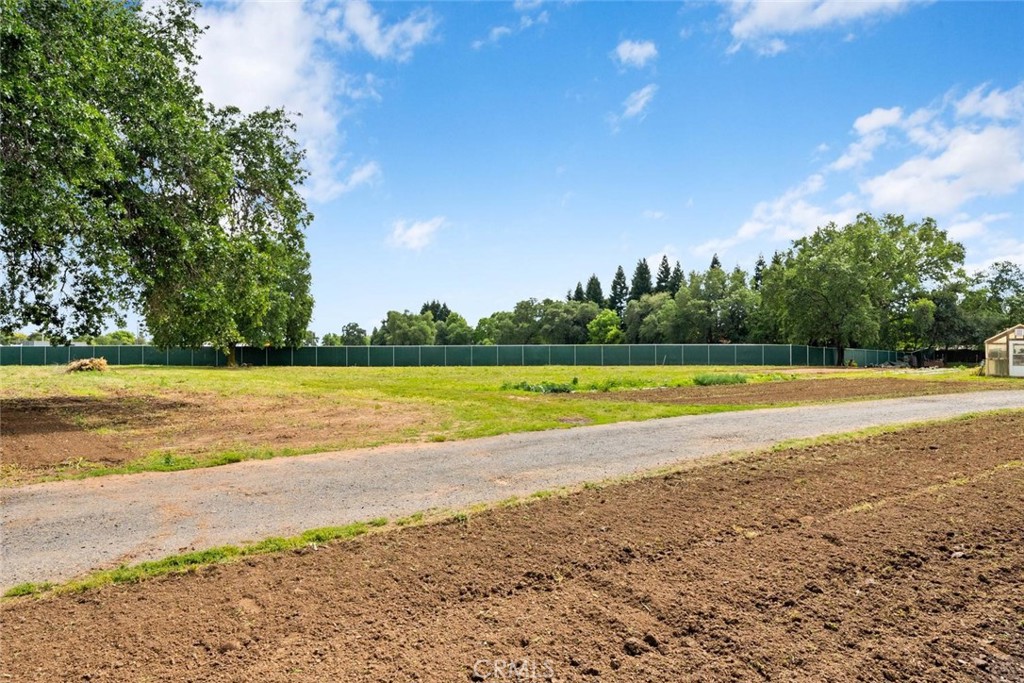 200 Speedway Property Photo 15