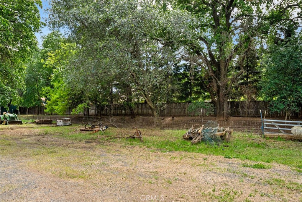 200 Speedway Property Photo 18