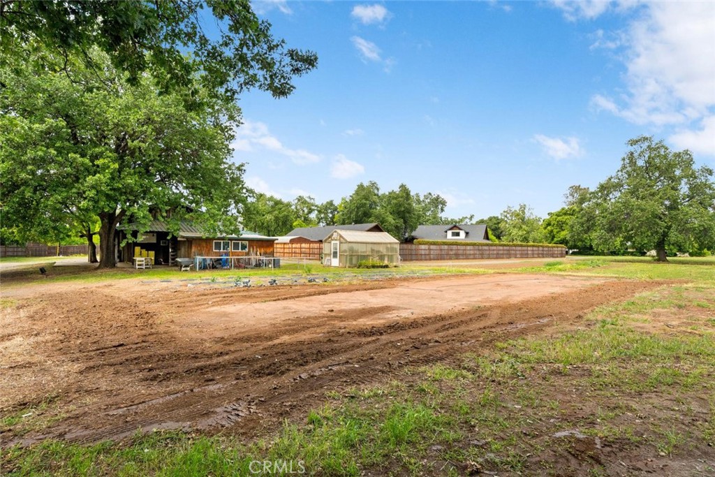 200 Speedway Property Photo 21