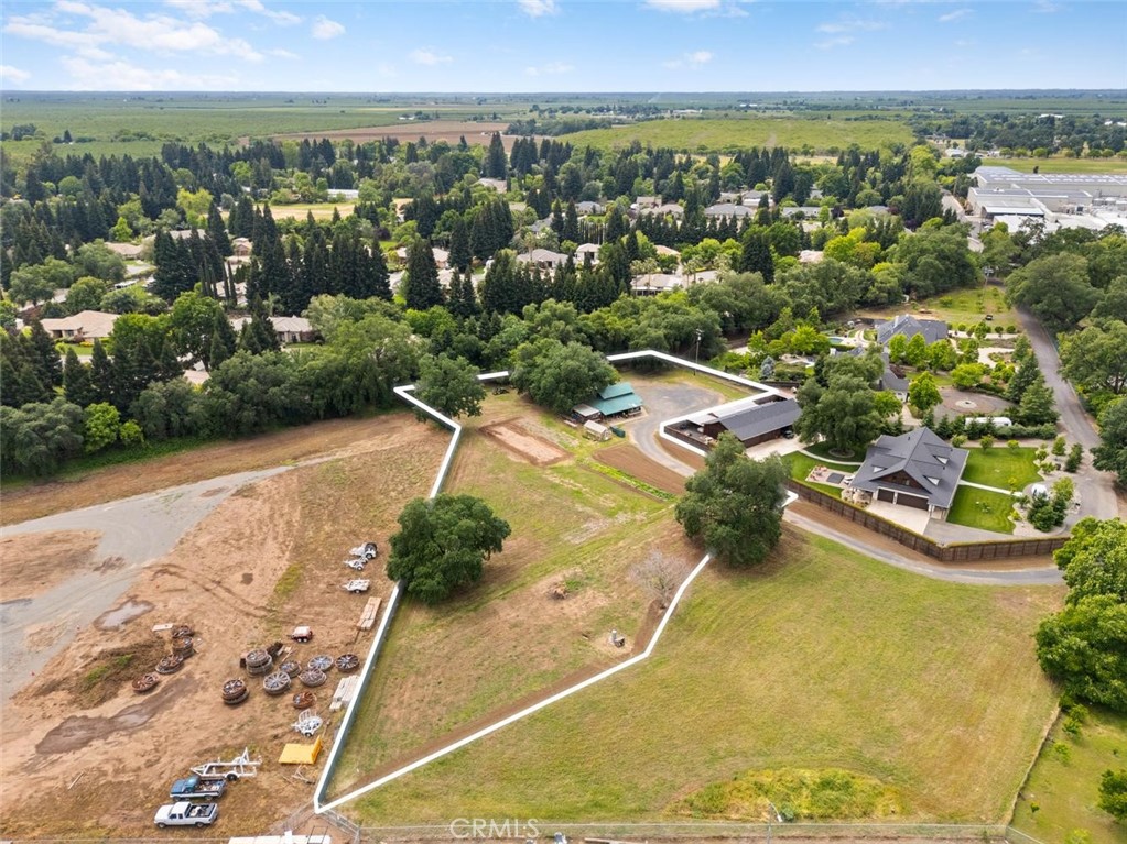 200 Speedway Property Photo 24