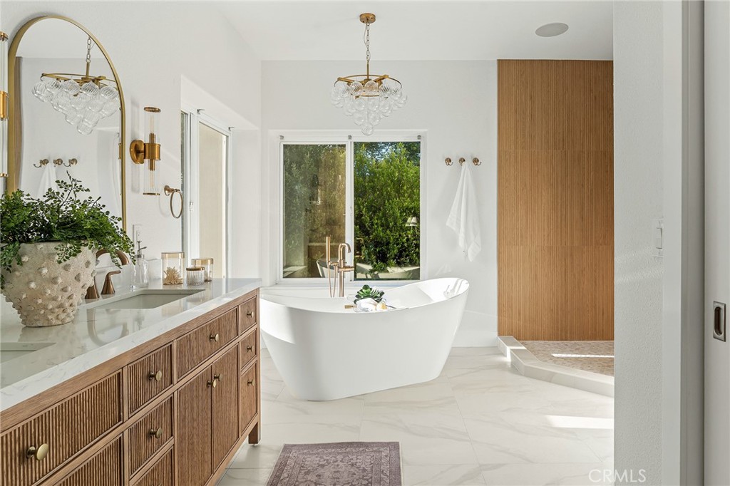 13985 Lindbergh Circle Property Photo 10