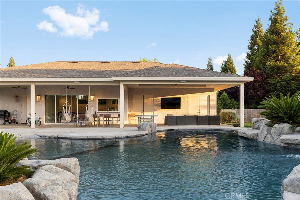 13985 Lindbergh Circle Property Photo 12