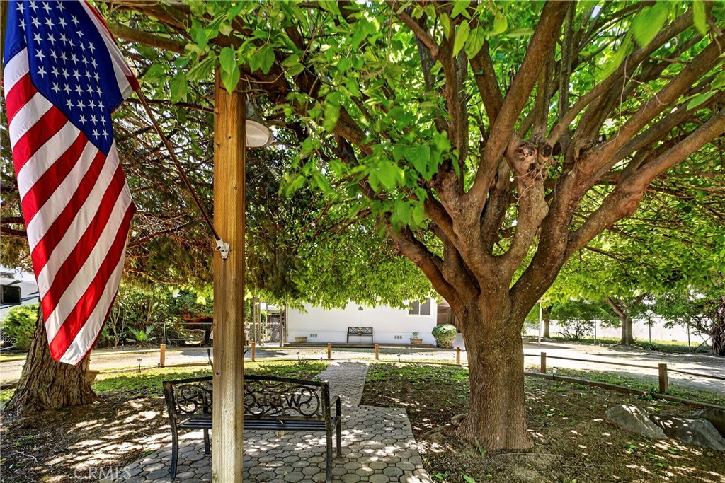 32 Sheldon Property Photo 3