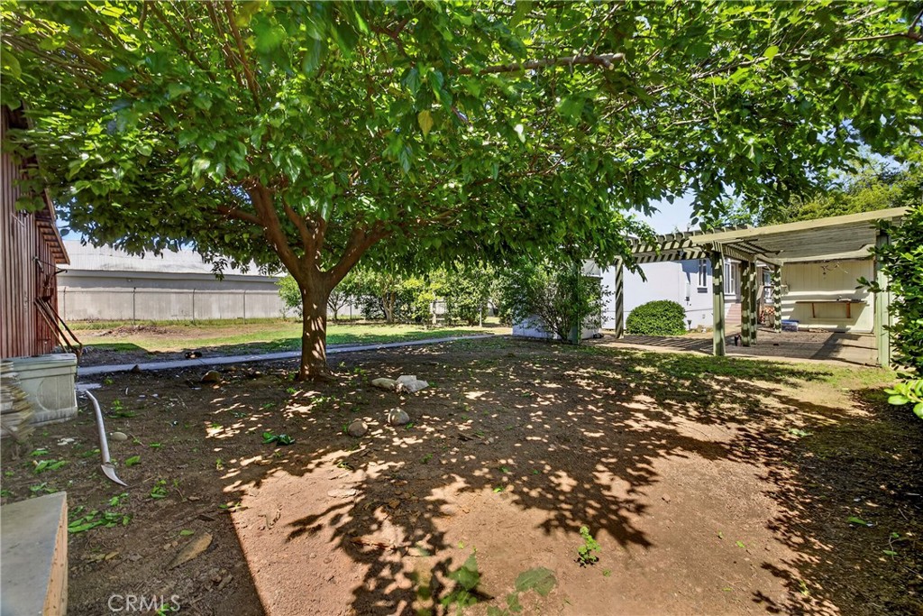 32 Sheldon Property Photo 51