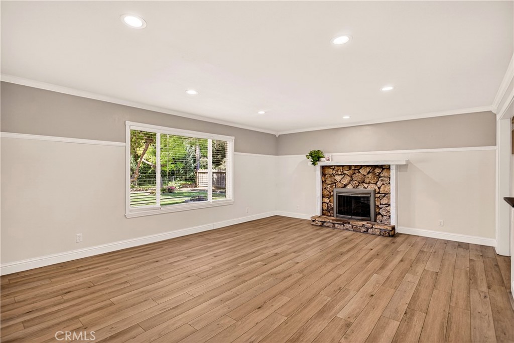 6 Mayfair Property Photo 13