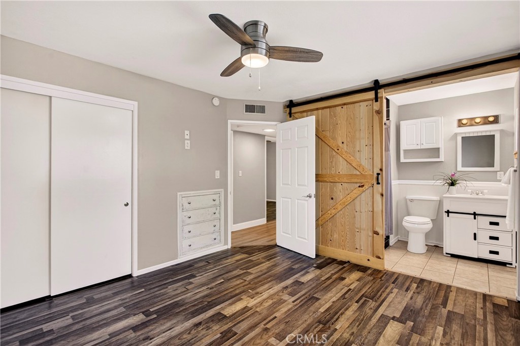 6 Mayfair Property Photo 28