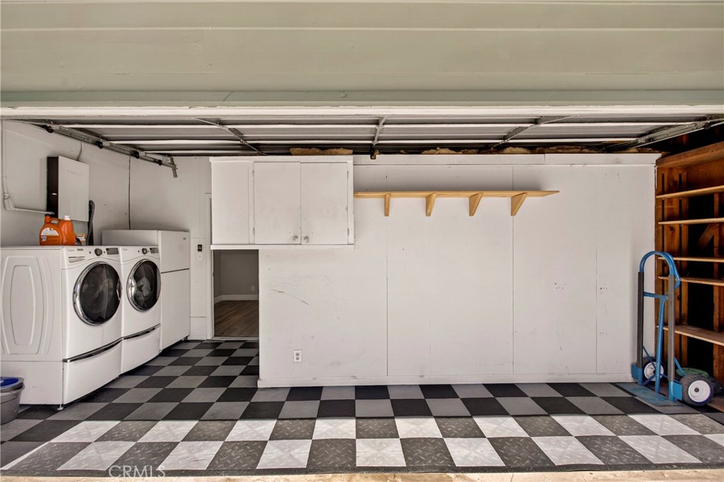 6 Mayfair Property Photo 33