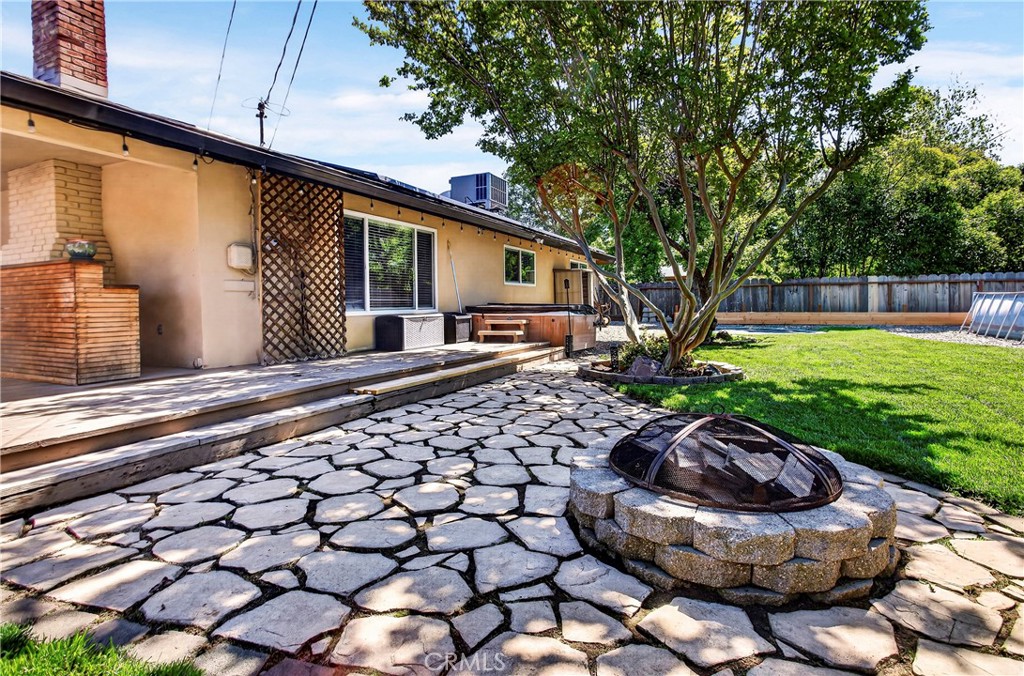 6 Mayfair Property Photo 40