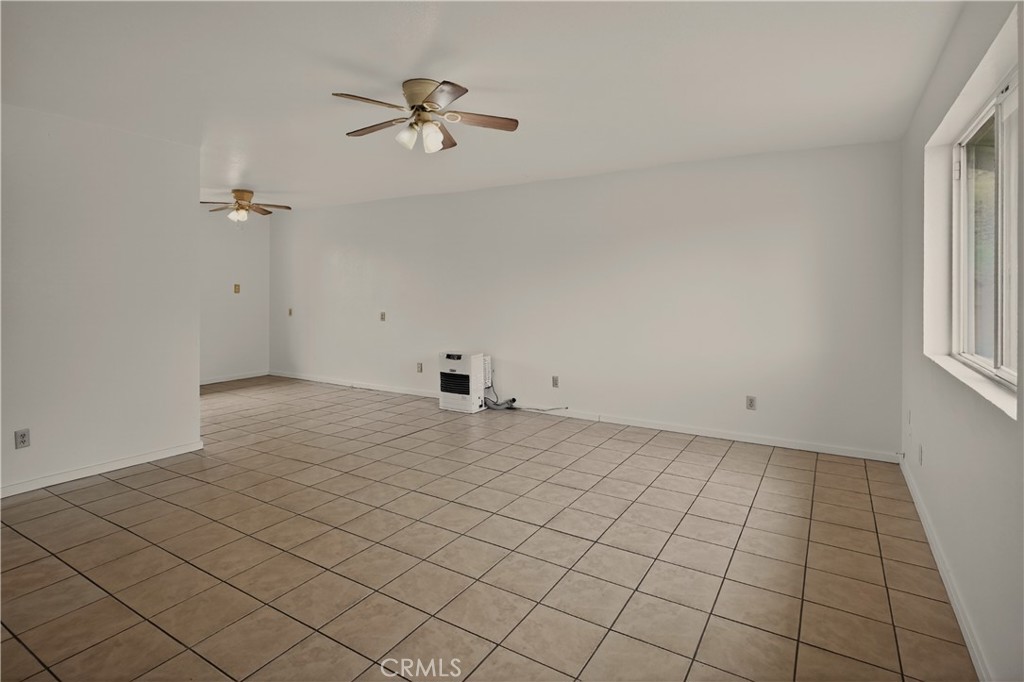1120 Bluebird Property Photo 9