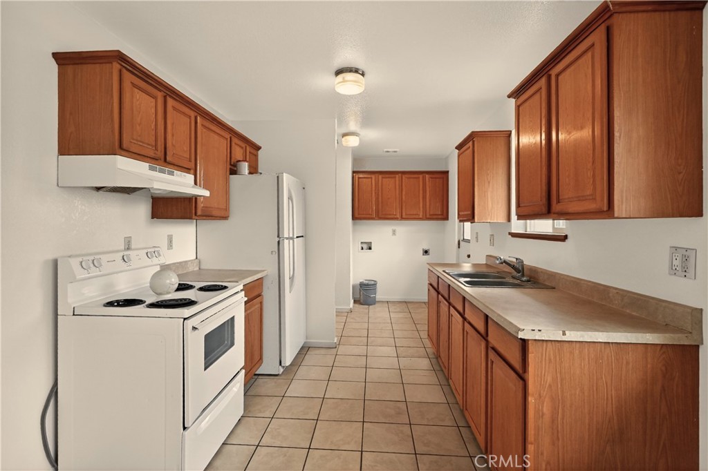 1120 Bluebird Property Photo 15