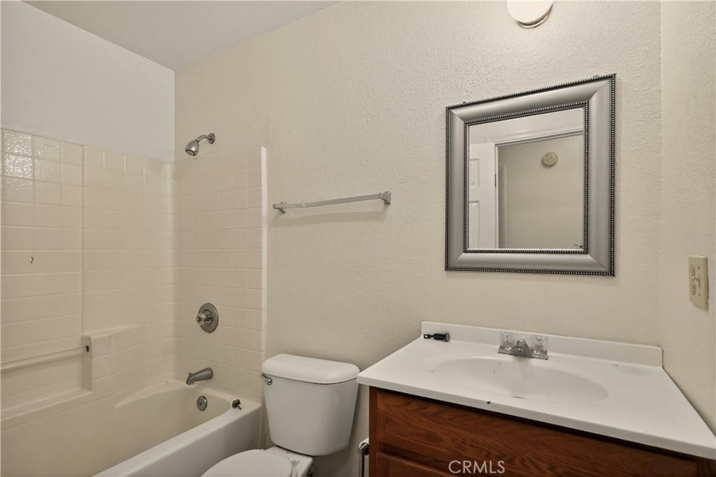 1120 Bluebird Property Photo 25