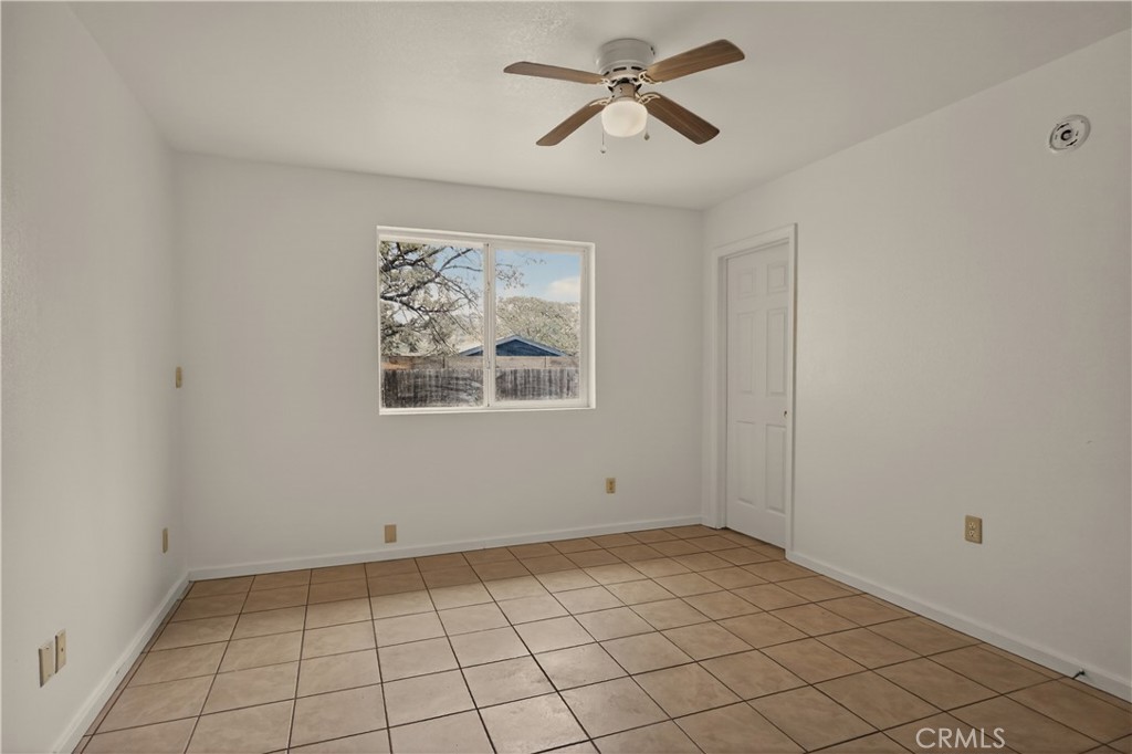 1120 Bluebird Property Photo 32