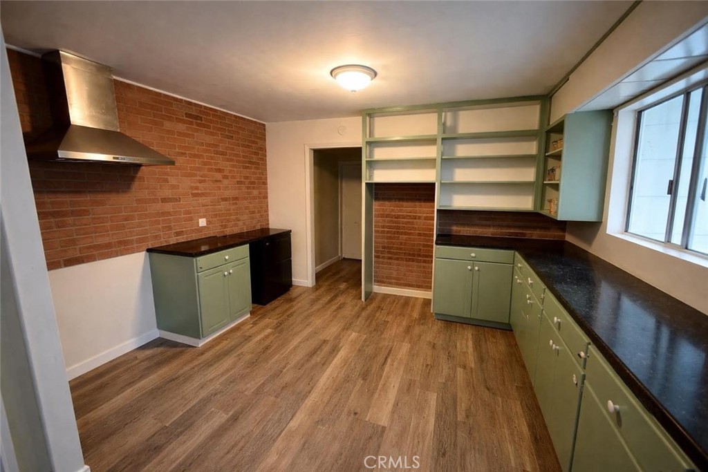 7668 Sherwood Property Photo 2
