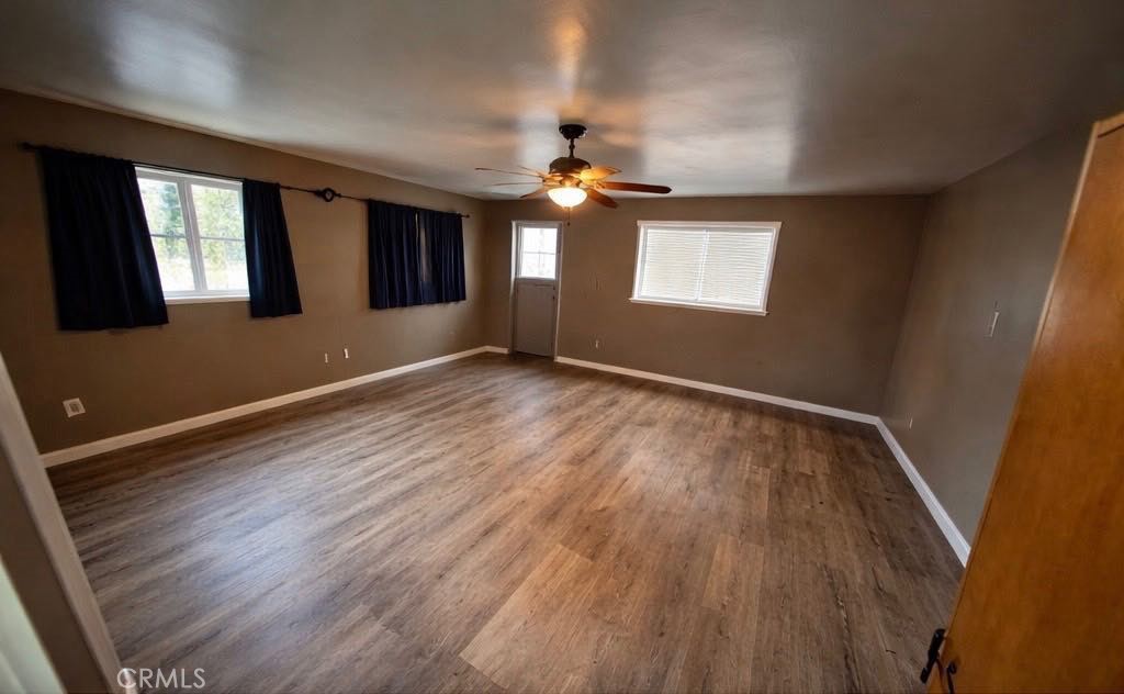 7668 Sherwood Property Photo 3