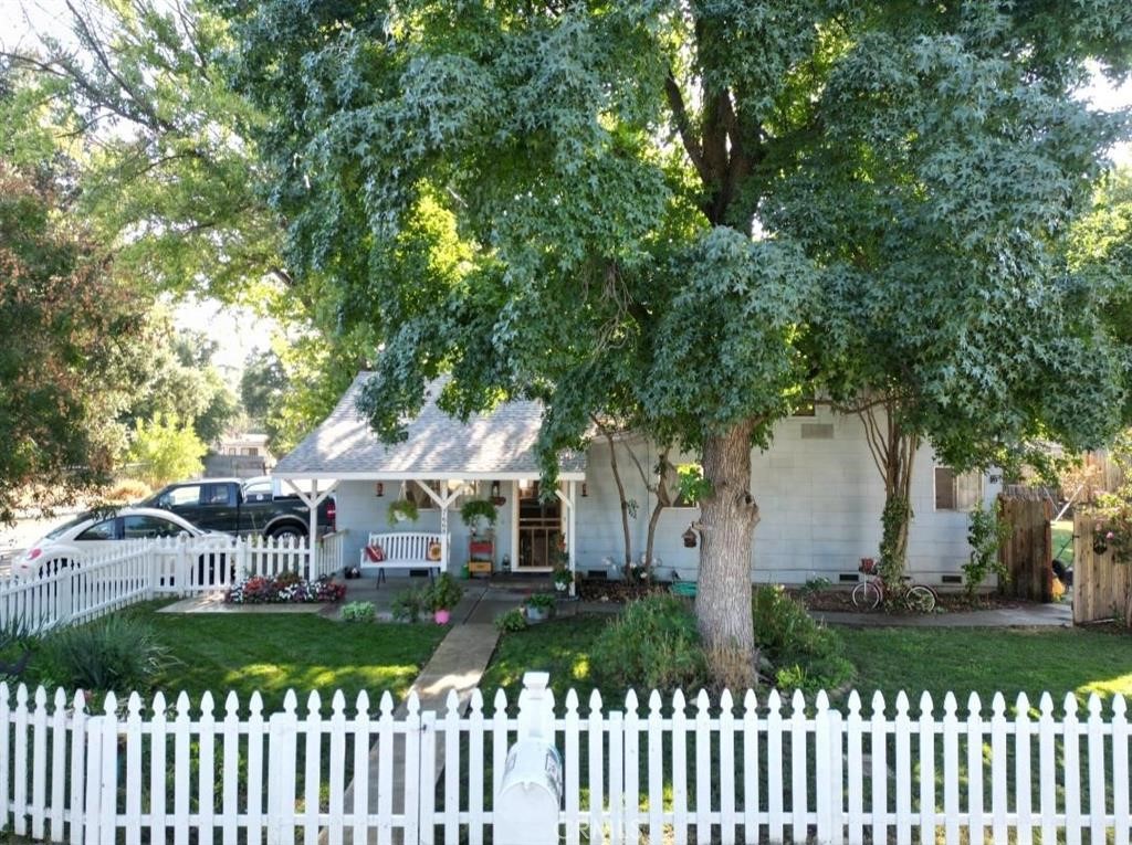 7668 Sherwood Property Photo 9