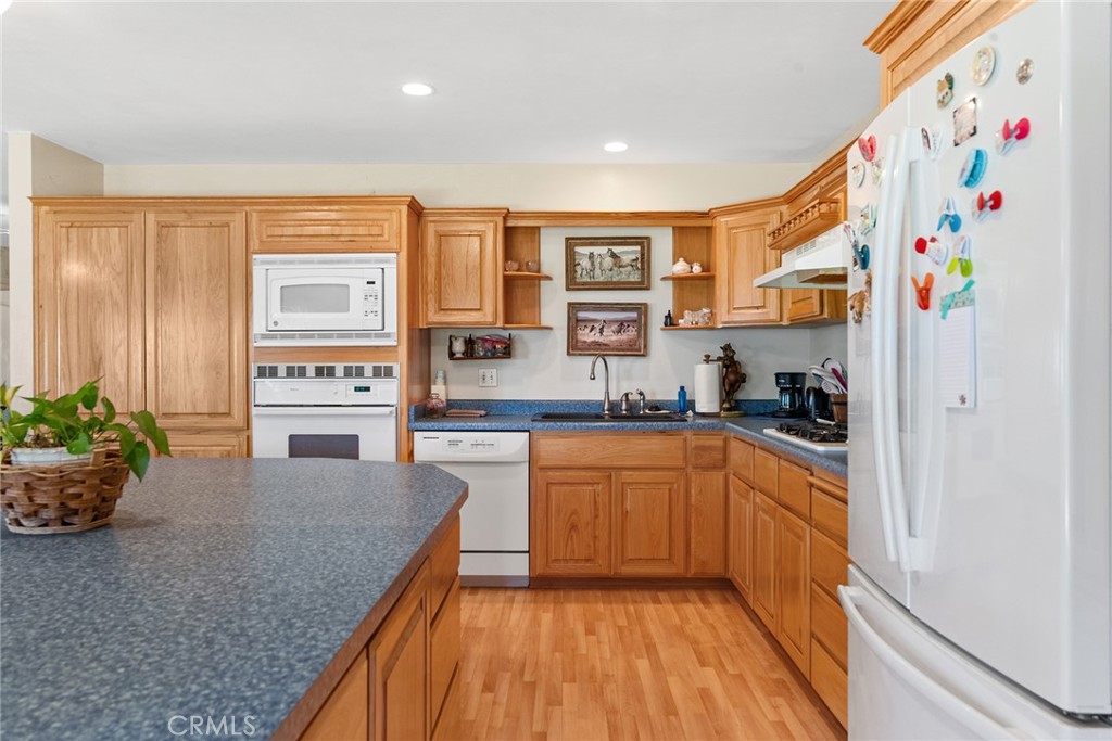 5735 Lunt Rd. Property Photo 12