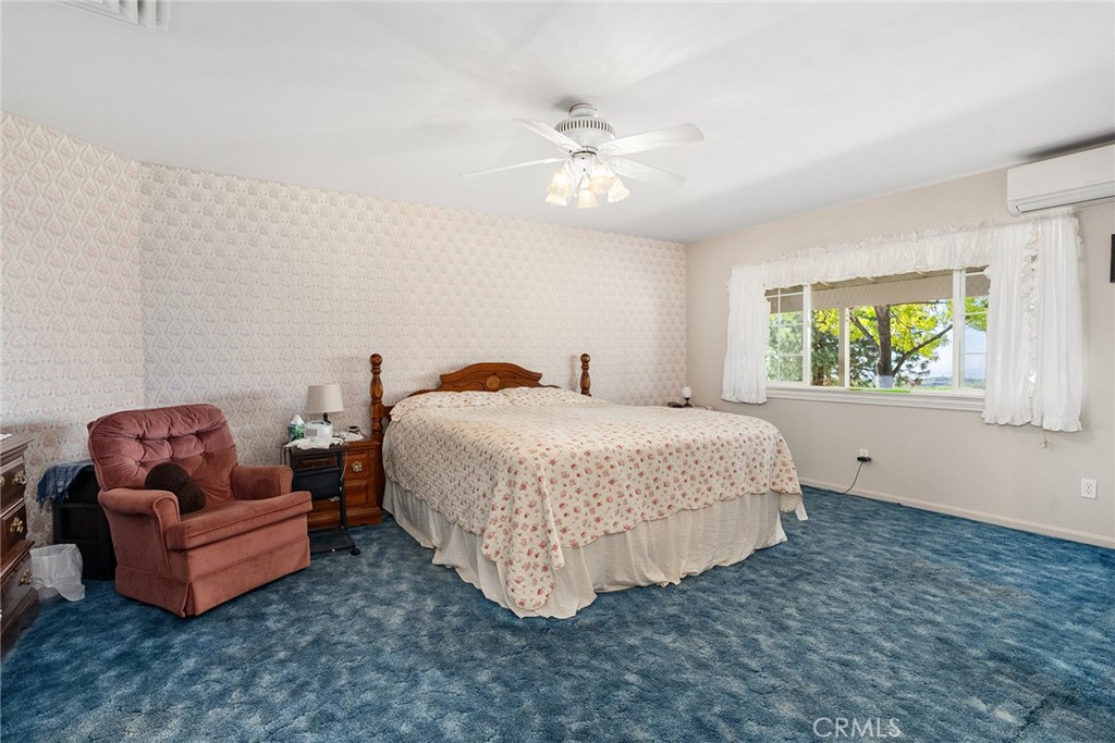 5735 Lunt Rd. Property Photo 16