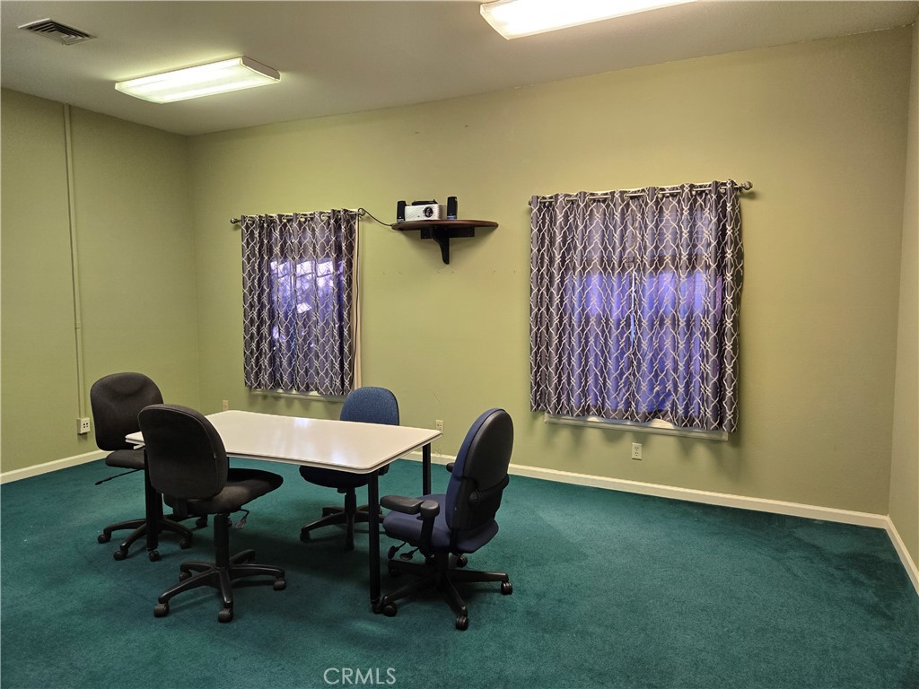 140 Independence Circle Property Photo 1