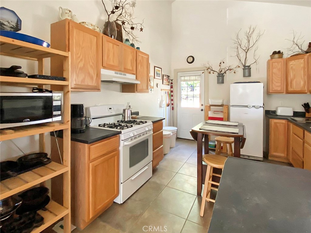 5340 Widow Springs Dr Property Photo 23