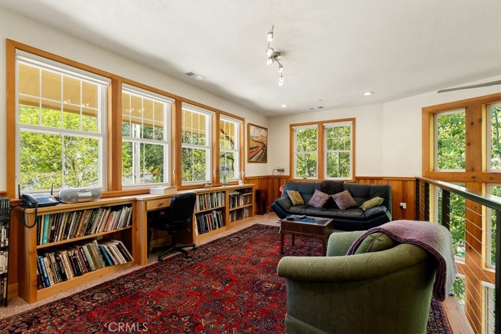 6200 Scherrer Property Photo 18